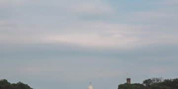 Congress Debates New Stimulus: What's at Stake? - Cover Image