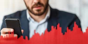 Consumer Spending Decline: Is US Recession Imminent? - Cover Image