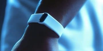 Wearable Sensors Predict Heart Attacks 72 Hours Ahead: New Research - Cover Image
